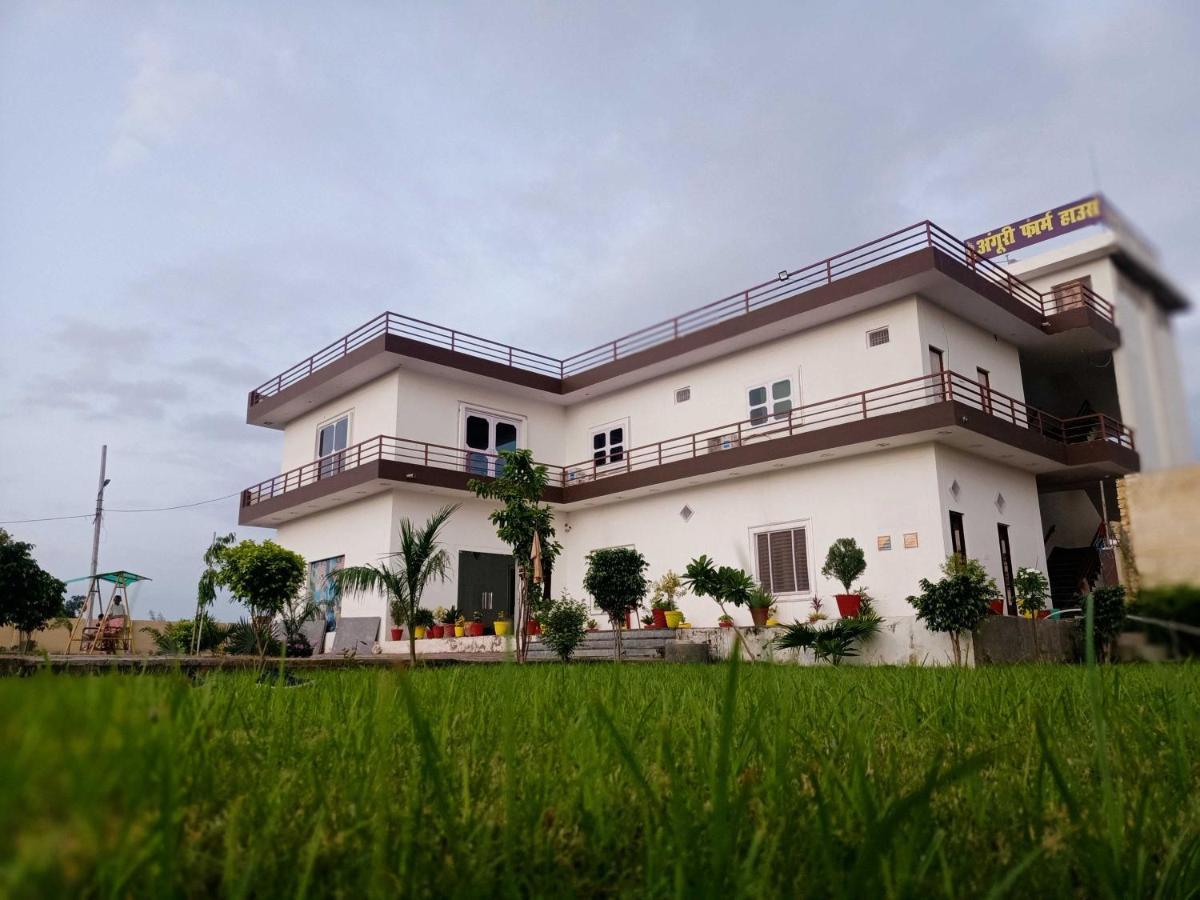 Hotel O Pop Angoori Farm House Матхура Экстерьер фото