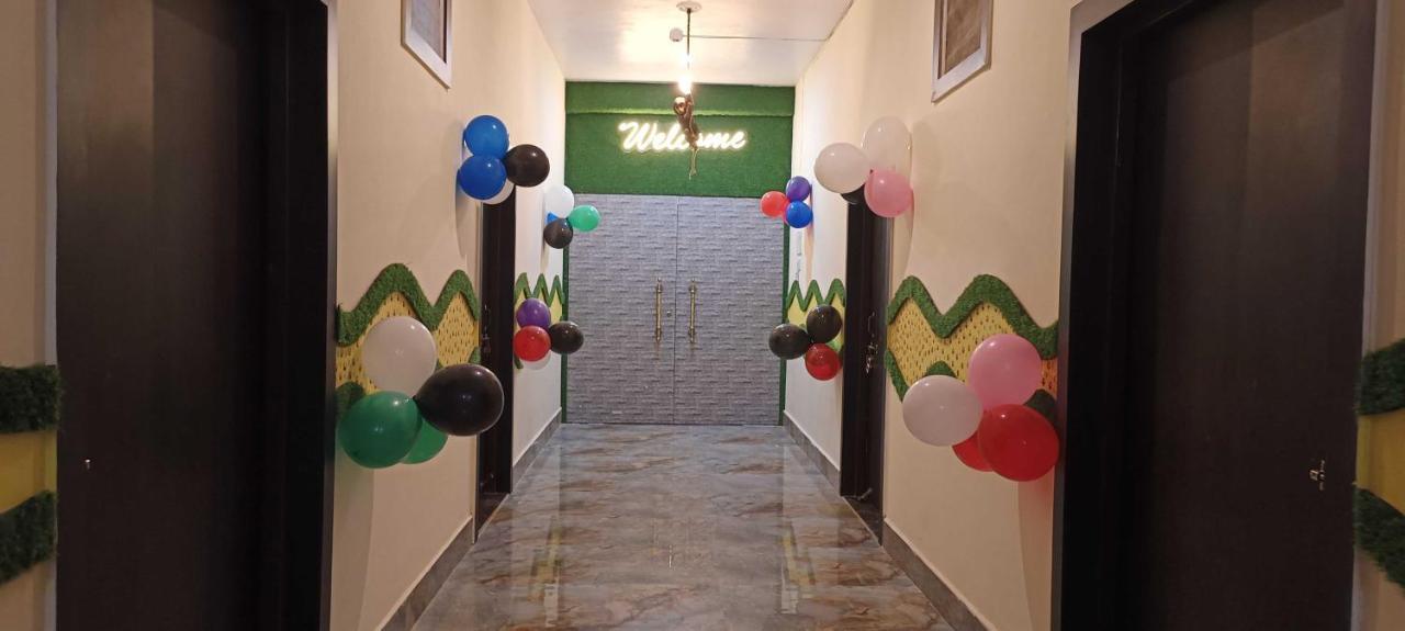 Hotel O Pop Angoori Farm House Матхура Экстерьер фото